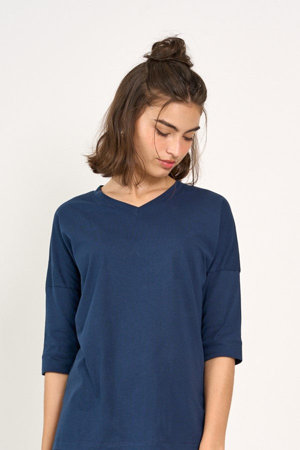 3/4 sleeve cotton v neck t-shirt